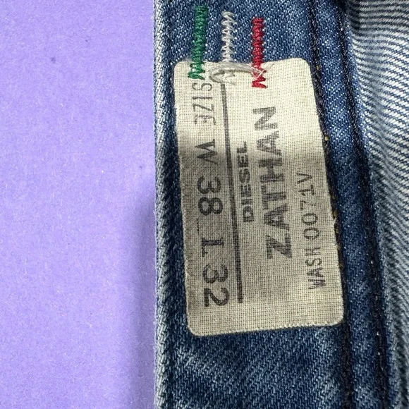 Diesel Men's Faded Blue Straight Jeans - Picture 4 of 11